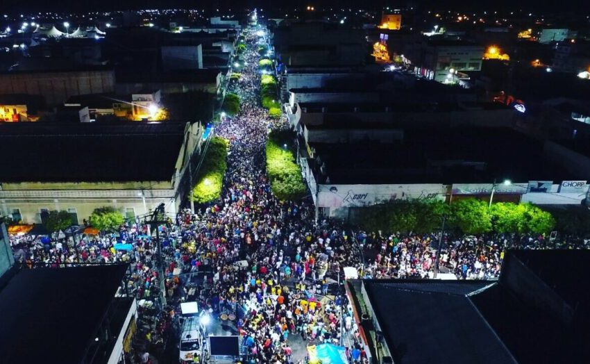 Blocos reclamam de preços exorbitantes de casas para o carnaval de Caicó; valores chegam a R$ 40 mil