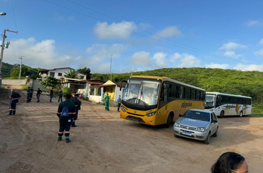 Fornecedores bloqueiam acesso ao parque eólico Cajuína 2, próximo a Santana do Matos e Lajes; Planes Engenharia não quitou comerciantes locais