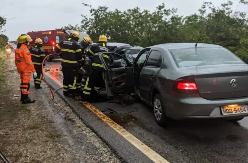 ACIDENTE GRAVE: QUATRO PESSOAS MORREM NA BR-405 NO DOMINGO