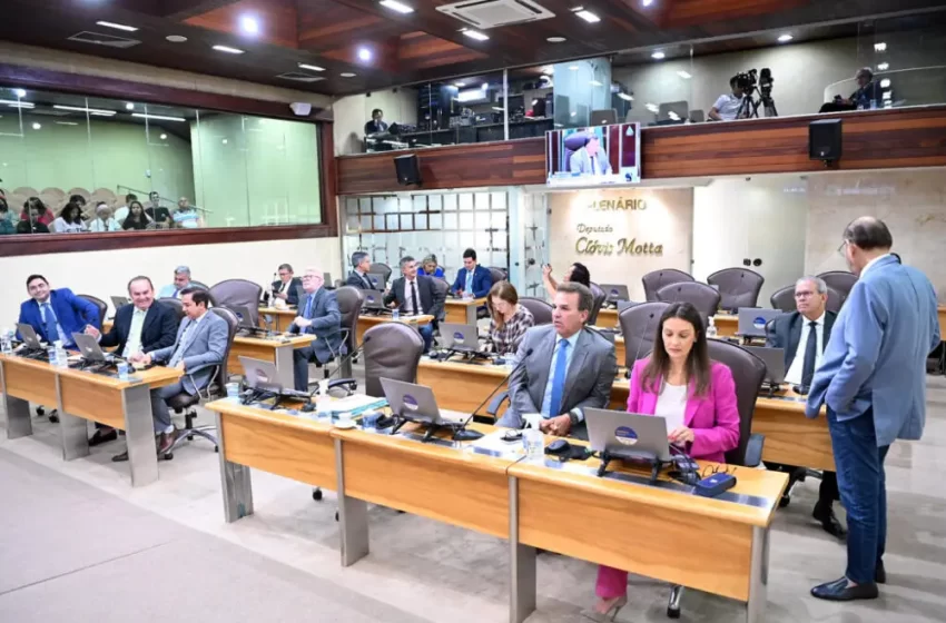 DEPUTADOS DO RN APROVAM AUMENTO DE 3,62% NOS SALÁRIOS DOS PROFESSORES DA REDE ESTADUAL