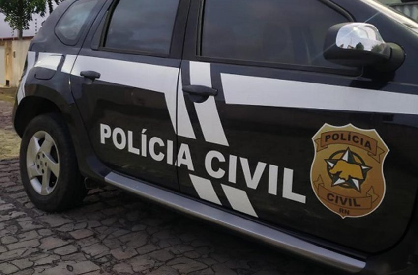Vídeo: Delegado Dr. Paulo Ferreira fala sobre a investigação de homem encontrado sem vida na tarde desta segunda-feira(08) em Currais Novos