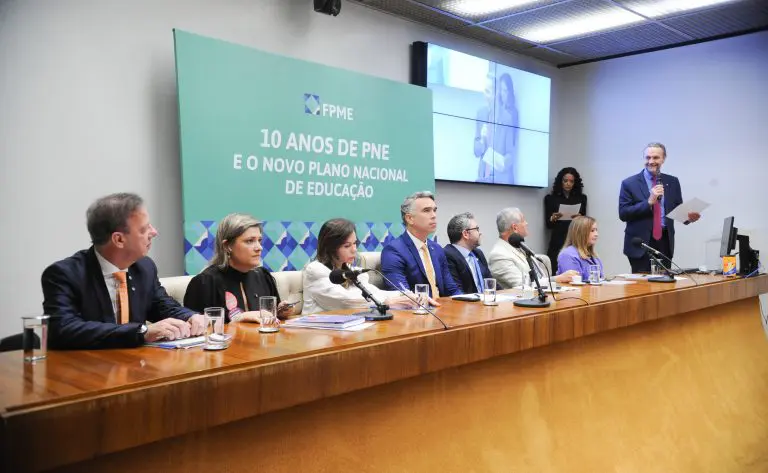 Novo Plano Nacional de Educação terá novos padrões de qualidade de infraestrutura, ensino e formação