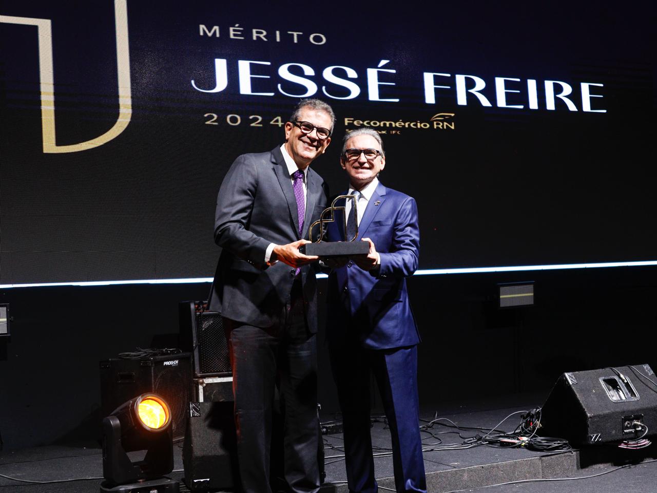 Sindivarejo Currais Novos participa da solenidade de entrega do Mérito José Freire
